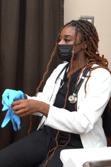 Doctor Giggles